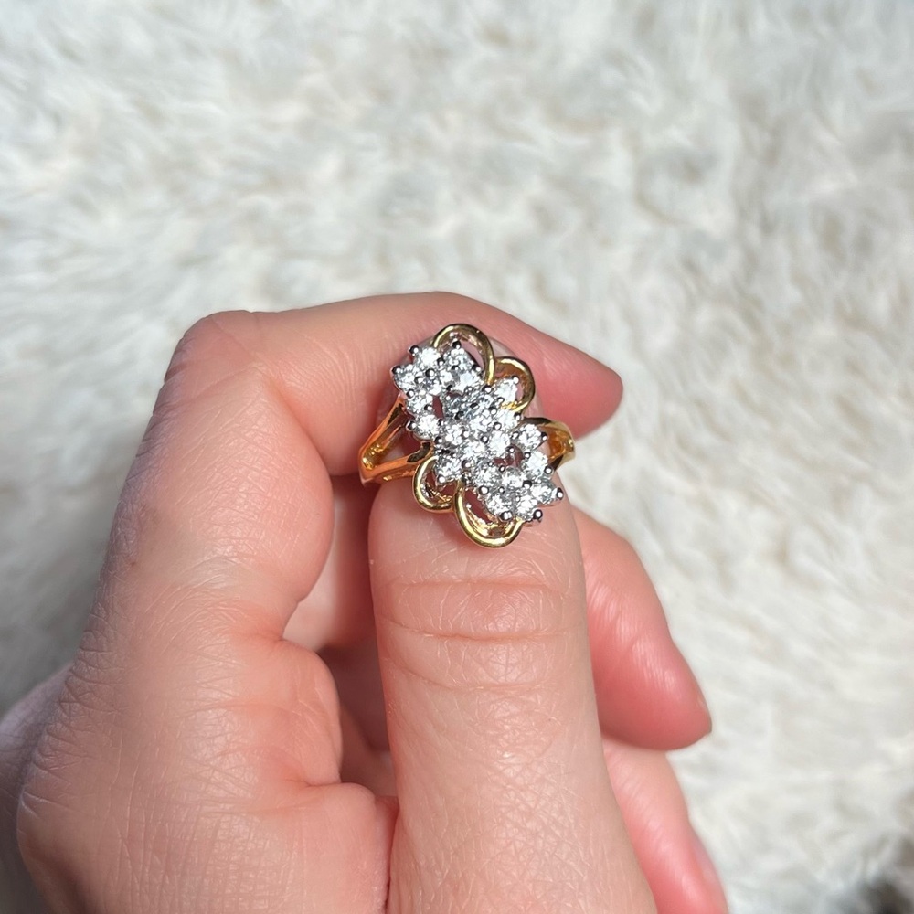 Waterfall Cluster Ring - Picture 8 of 9